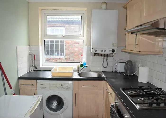 Two Bedroom Flat St Andrews Road
